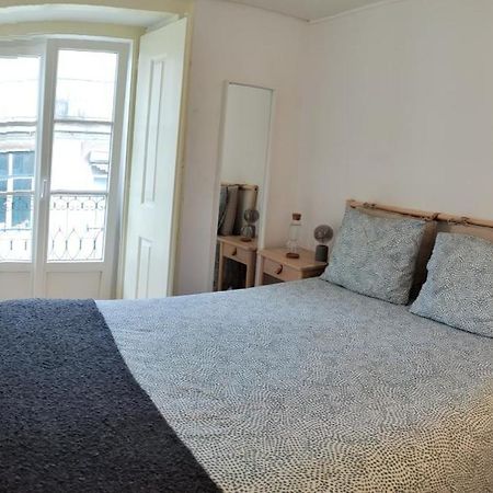 Central Bedroom In Shared House In Chiado - Historic Center Of Lisboa Eksteriør bilde